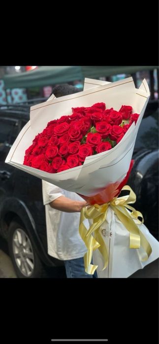 Акция 101 роза 35000