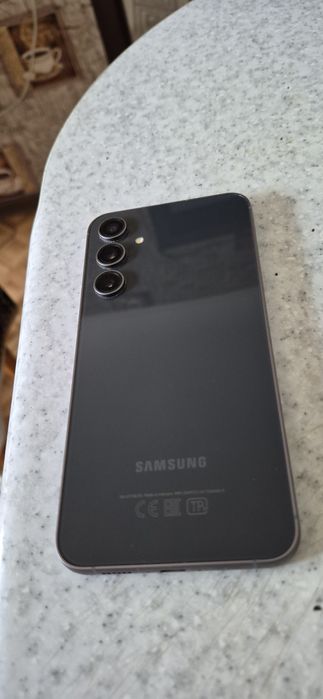 Самсунг,галакси с23,б/у в идеальном состоянии