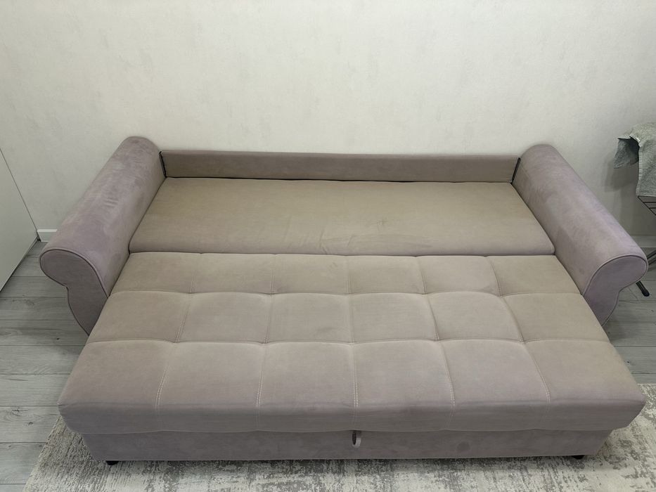 Продам б/у раздвижной диван