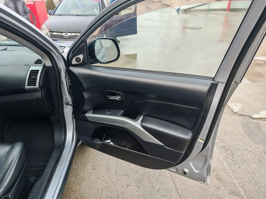 Mitsubishi outlander 2.2 156 hp