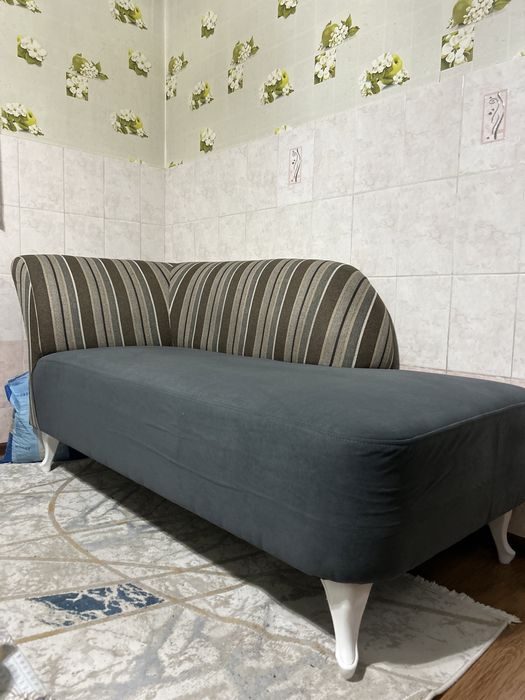 Диван для гостиной или для кухни