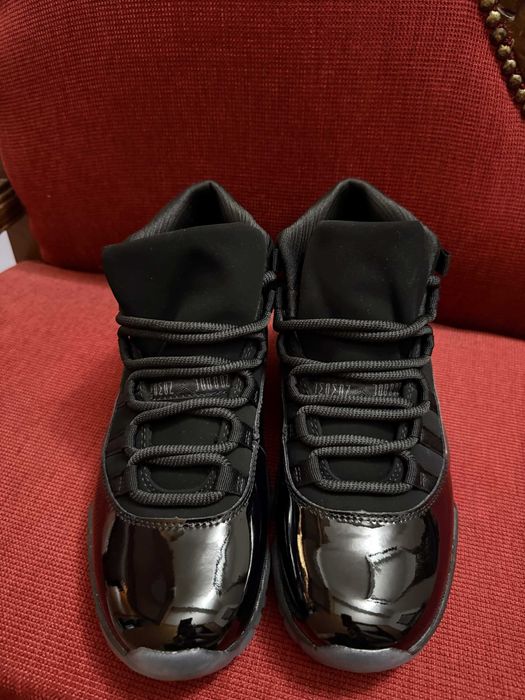 NOU: nike air jordan 11 retro cap and gown - Marimea 42