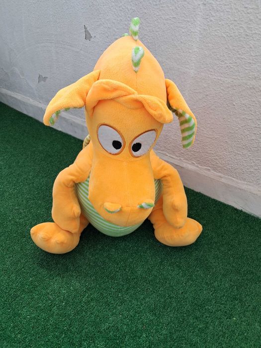 Играчка дракон плюшена