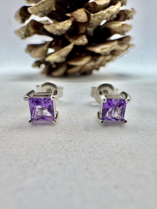 Сребърни обеци с естествен аметист