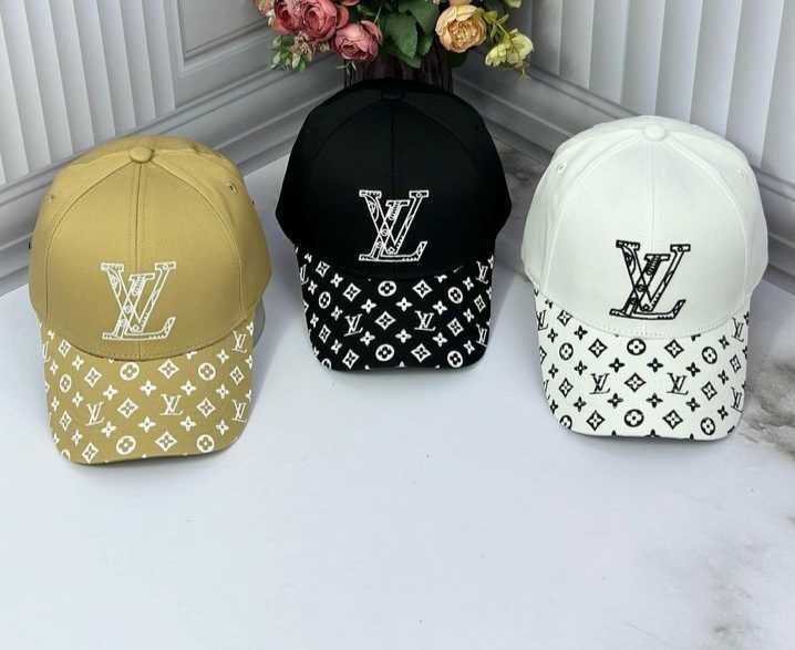 Продам кепки летние