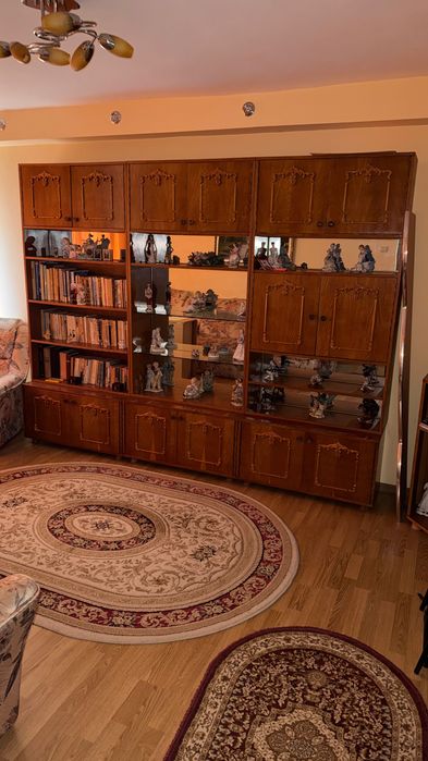 De Vanzare apartament