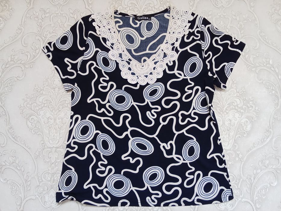 Костюм двойка, брюки и блузки