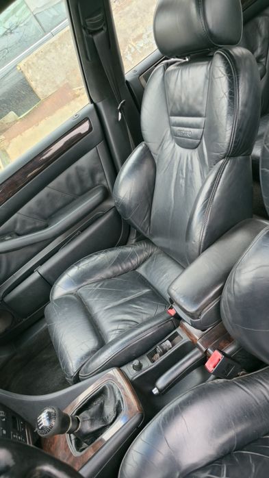 Ауди а6/с6 4,2 бензин за части ръчна кутия 6 степенна