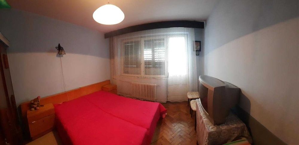 Proprietar vand apartament 2 camere pe Calea Galati