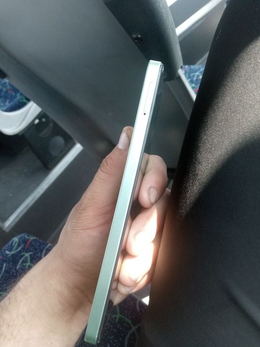 Мобильный Редми нот 13с