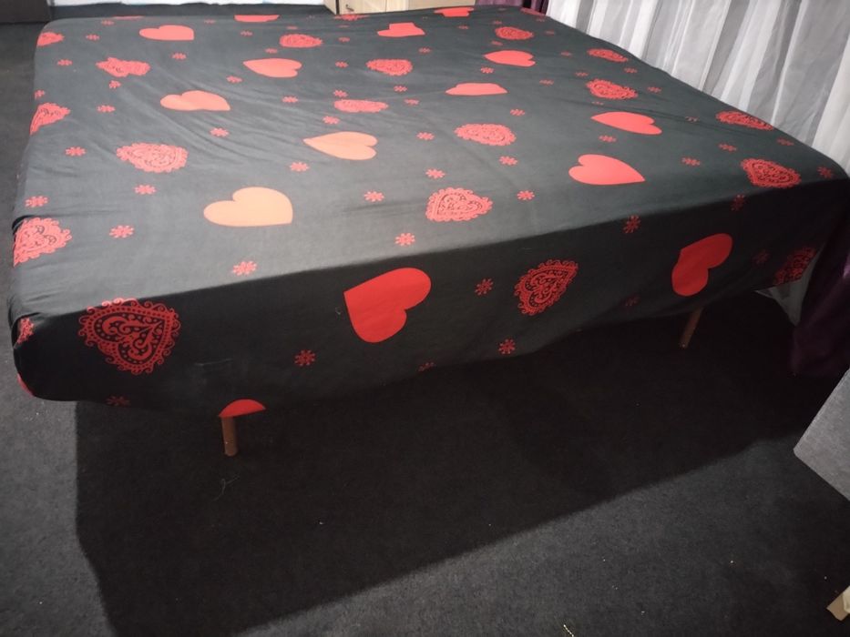 Pat cu saltele relax și cadru metalic pt 2 persoane