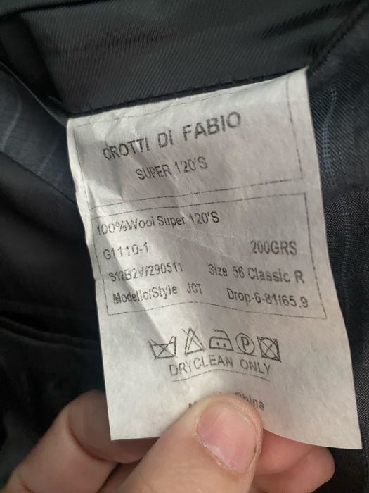 Мужчкой костюм новый