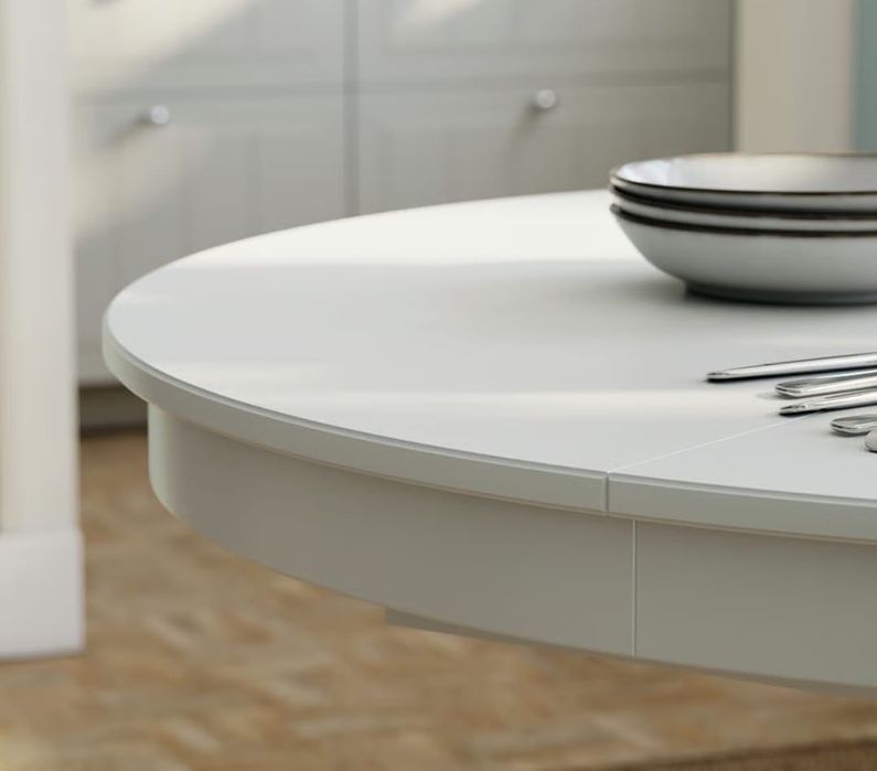 Masă de living rotundă extensibilă + 4 scaune – solidă