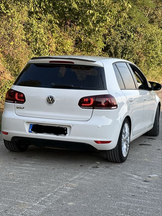 VOLKSWAGEN Golf 2010 — imagine 2
