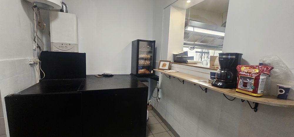 Vand afacere la cheie