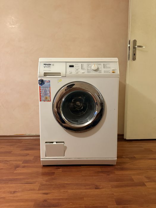 Пералня Miele на части
