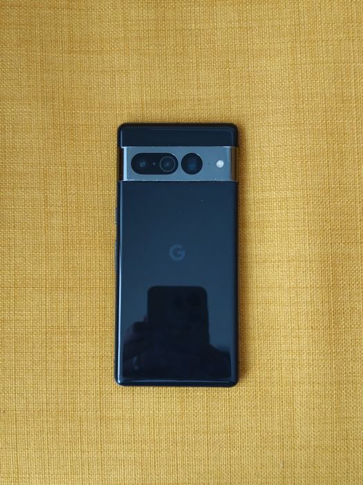 Google pixel 7 pro, baterie noua, ecran defect