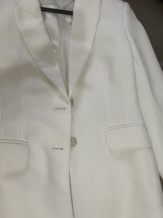 Продам пиджак Zarina