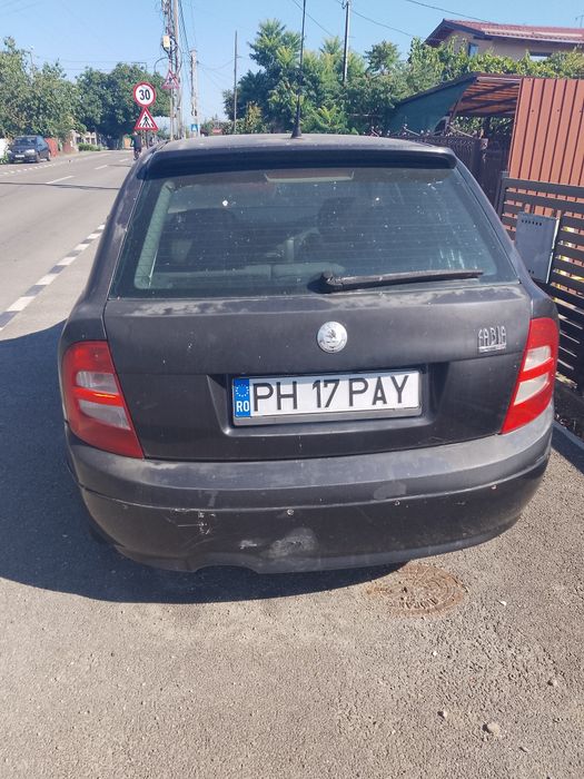 Vând Skoda Fabia
