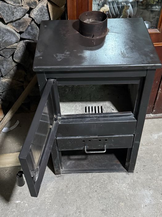 Semineu pe lemne brichete carbune 7 KW samotat perfect functional