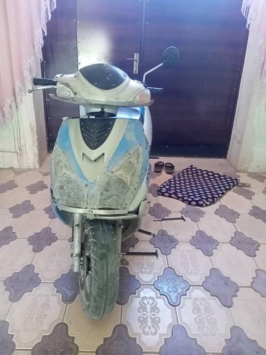 Squter sotiladi yurib duribdi