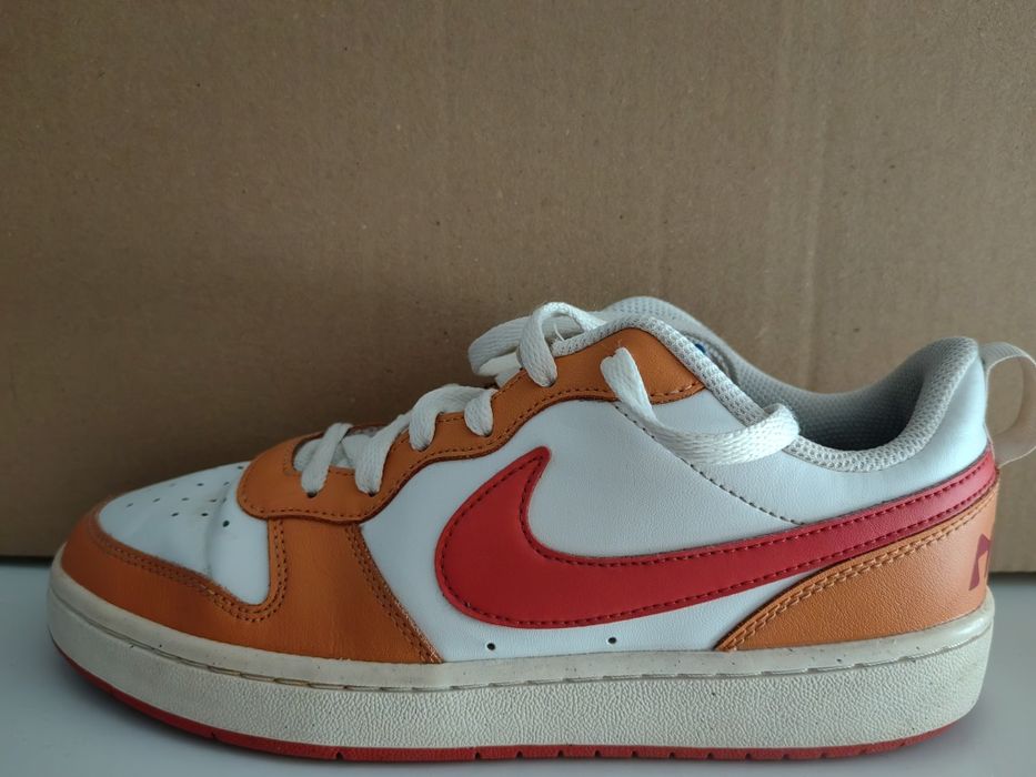 Nike court borough mar 40