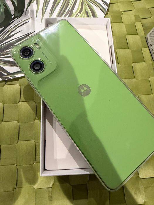 Motorola G 06 нов