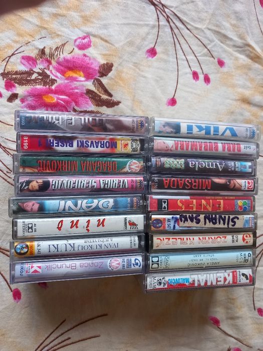 Lot 17 casete audio originale