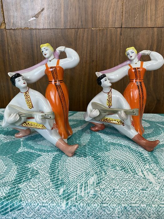 Продаю фарфоровые статуэтки ссср