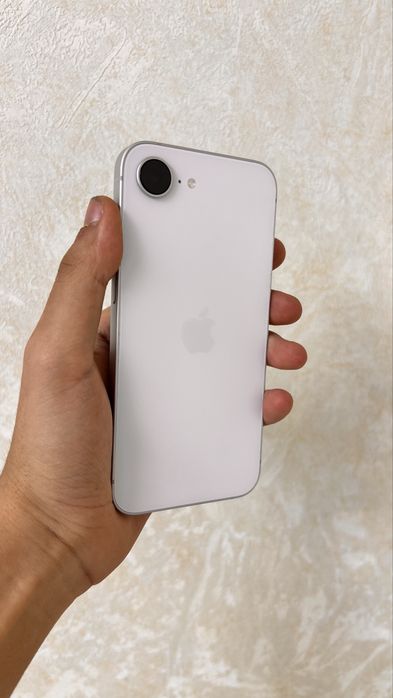 Iphone 17 e 100%