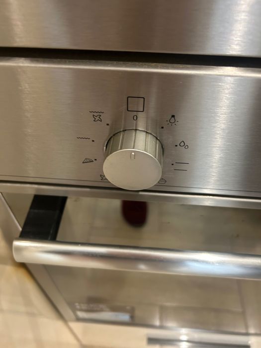 Фурна за вграждане Ariston