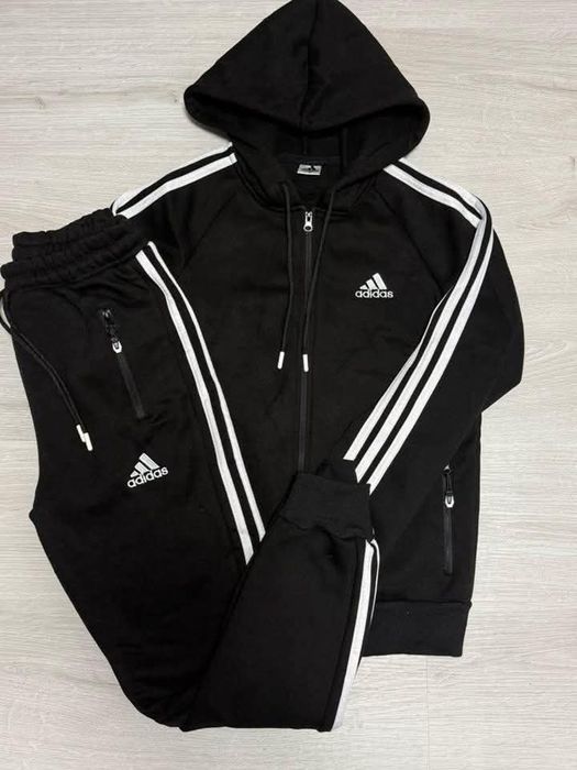 Ватирани мъжки екипи