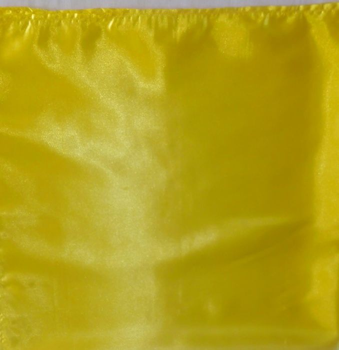 Кърпи за глава червени-жълти.