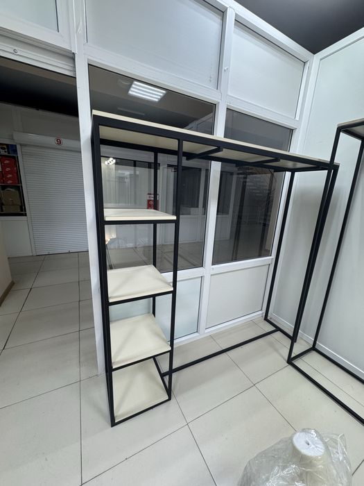 Стойки для одежды