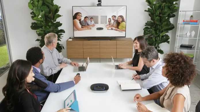 Logitech Group CC3500e web camera (video conferensiya uchun)
