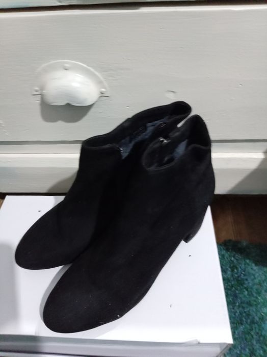 Всё по 4000 тысячи.