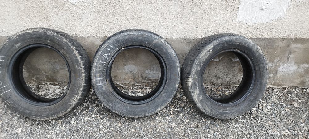 Продам шины 3 штуки