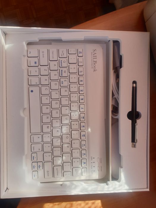 Планшет, клавиатура,  мышь, чехол, стилус и др.