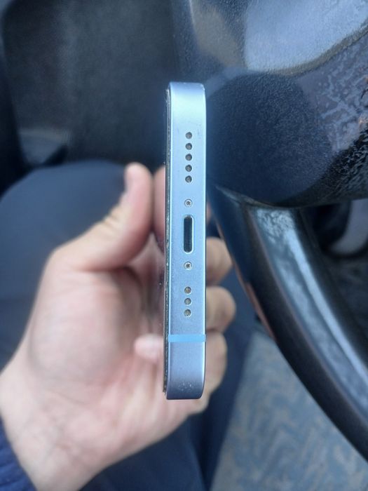 Продам айфон 14 128гб