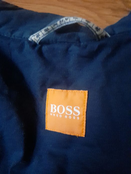 BOSS мъжки яке XL размер.