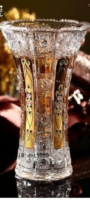 Ваза 30см новая 25.000 т.