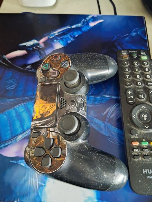 Продам пс 4 про 1 терабайт