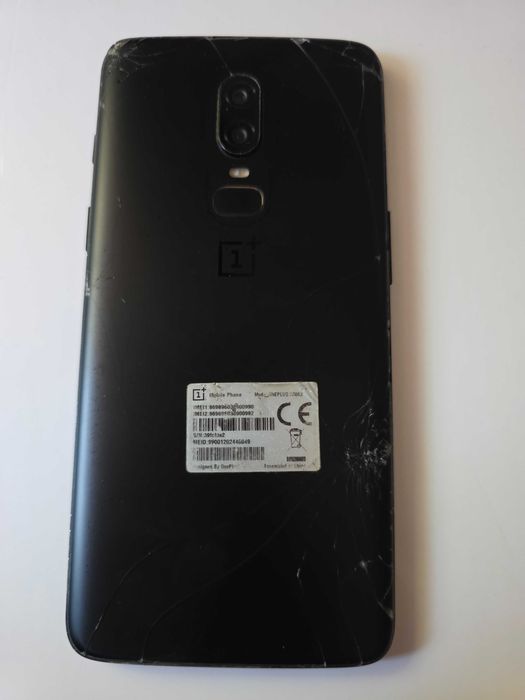 Oneplus 6 stocare 256GB 8GB ram,spate fisurat