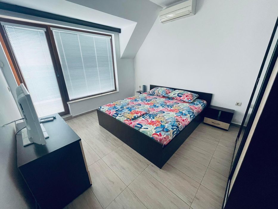 Дава се под наем Двустаен апартамент в к.к. Св.Св. Константин и Елена - 65 кв.м за 498.27 € - Снимка #6