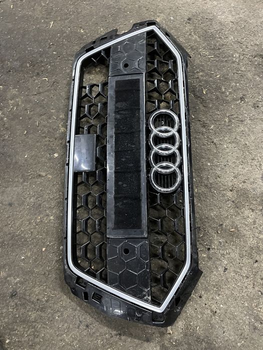 2 броя решетка Audi A1 S-line