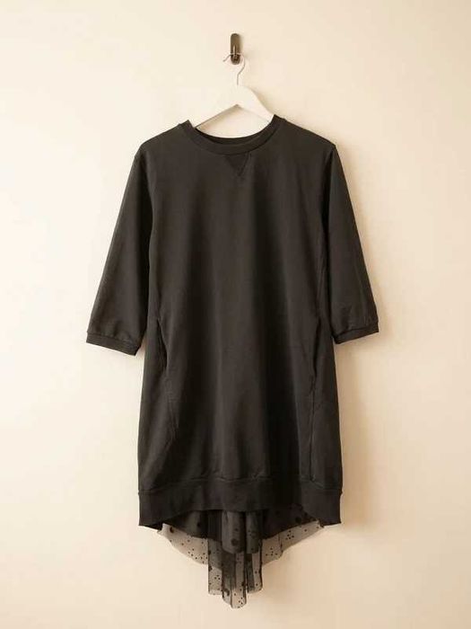 Rochie Wendy Trendy,neagră, asimetrica, cu tul și decupaj la spate, mărimea L
