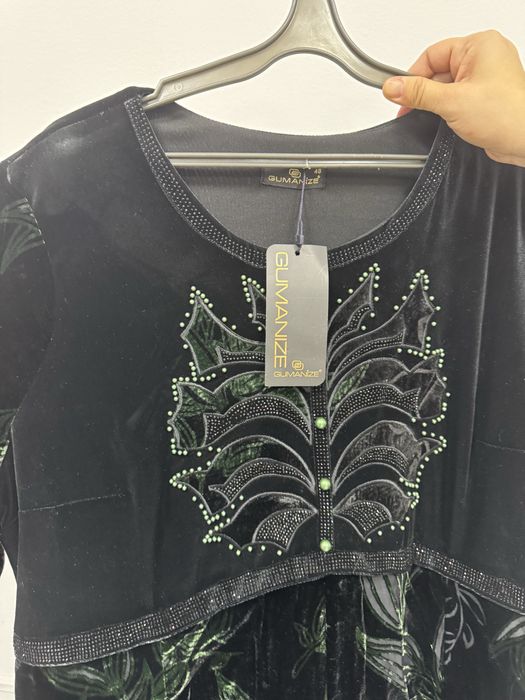 Продам женское платье