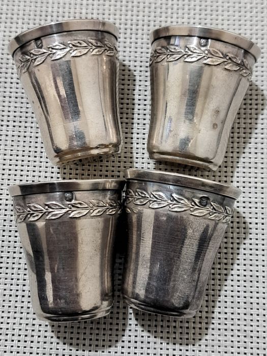 Pahare de argint Minerva