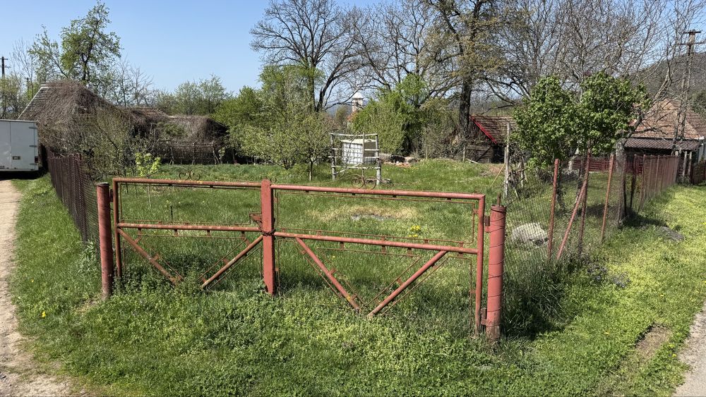 Teren intravilan in mijlocul satului Magura-Toplita