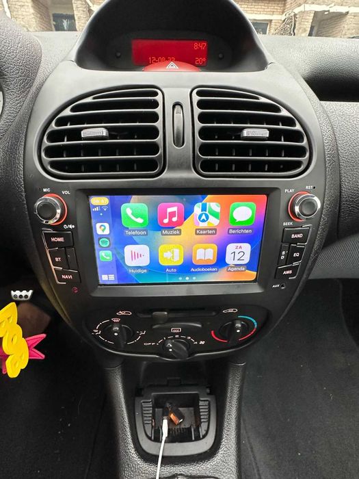 PROMO – Navigatie Android 15 Dedicata Peugeot 206 – CarPlay, DSP, QLED - Camera Marsarier Cadou
